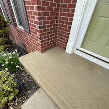 Thorough-Residential-Pressure-Washing-and-Soft-Wash-Treatment-in-Aurora-Oh 5